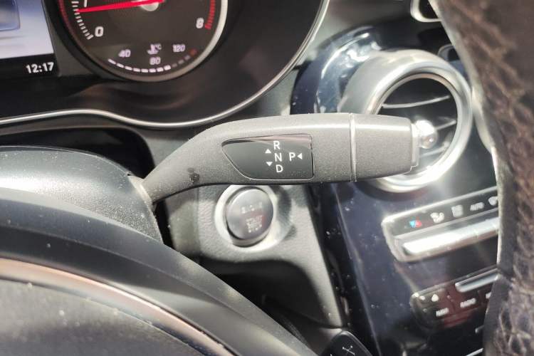 Used Mercedes-Benz GLC Coupe 2017 GLC 200 4MATIC Coupe SUV Gear Lever