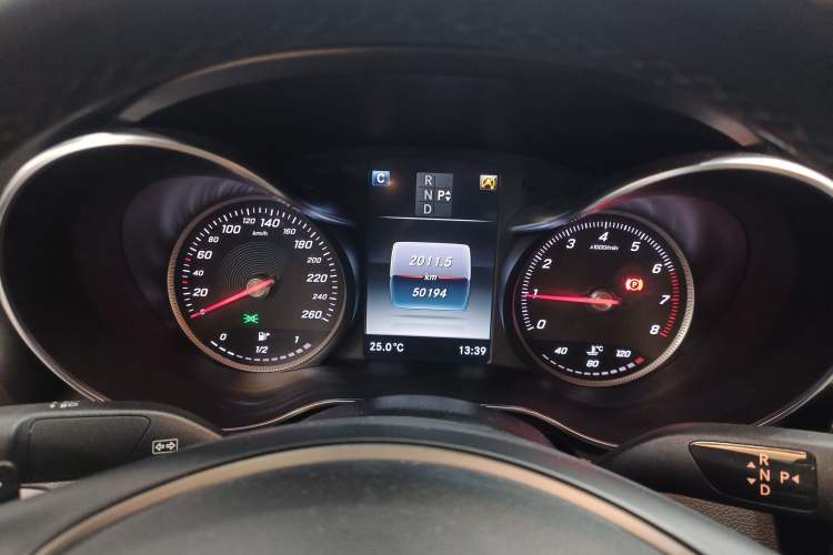 Used Mercedes-Benz GLC Coupe 2017 GLC 200 4MATIC Coupe SUV Instrument Cluster