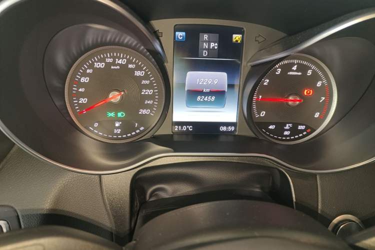 Used Mercedes-Benz GLC Coupe 2017 GLC 260 4MATIC Coupe SUV Instrument Cluster