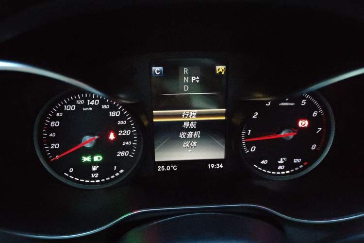 Used Mercedes-Benz GLC Coupe 2017 GLC 200 4MATIC Coupe SUV Instrument Cluster