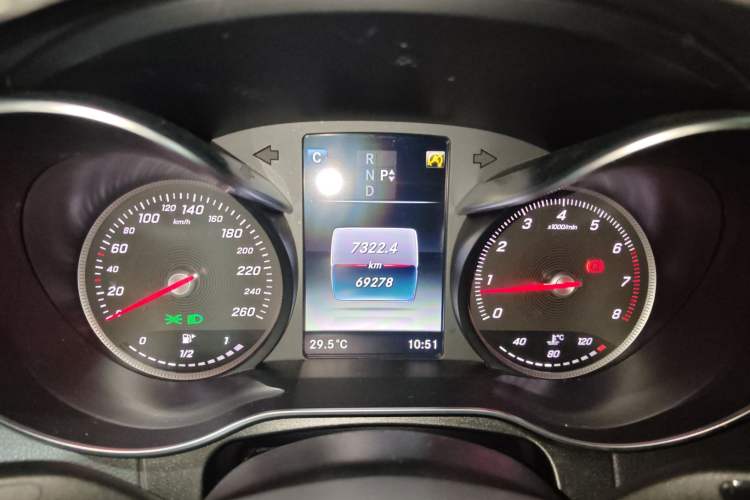 Used Mercedes-Benz GLC Coupe 2017 GLC 260 4MATIC Coupe SUV Instrument Cluster