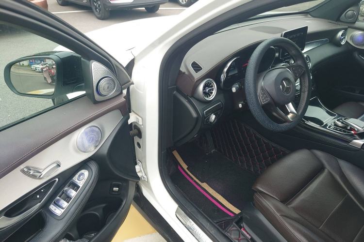 Used Mercedes-Benz GLC Coupe 2017 GLC 200 4MATIC Coupe SUV Interior 2