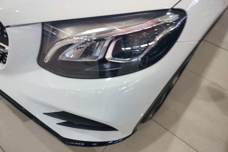 Used Mercedes-Benz GLC Coupe 2017 GLC 200 4MATIC Coupe SUV Left Front Headlight