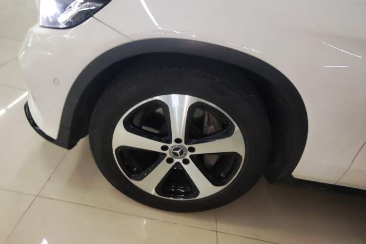 Used Mercedes-Benz GLC Coupe 2017 GLC 200 4MATIC Coupe SUV Left Front Wheel Hub