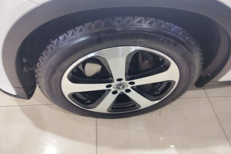 Used Mercedes-Benz GLC Coupe 2017 GLC 200 4MATIC Coupe SUV Left Front Wheel Hub