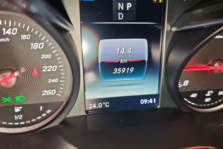 Used Mercedes-Benz GLC Coupe 2017 GLC 200 4MATIC Coupe SUV Odometer Close Up
