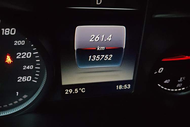 Used Mercedes-Benz GLC Coupe 2017 GLC 200 4MATIC Coupe SUV Odometer Close Up