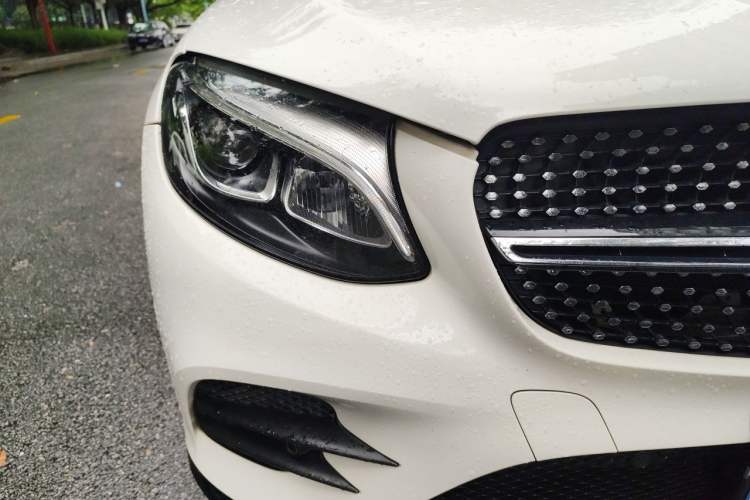 Used Mercedes-Benz GLC Coupe 2017 GLC 200 4MATIC Coupe SUV Right Front Headlight