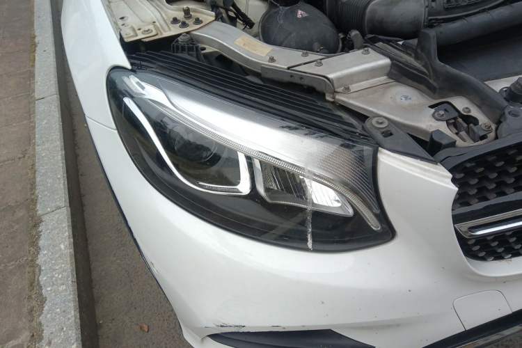 Used Mercedes-Benz GLC Coupe 2017 GLC 200 4MATIC Coupe SUV Right Front Headlight