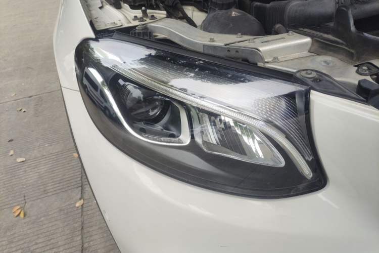 Used Mercedes-Benz GLC Coupe 2017 GLC 200 4MATIC Coupe SUV Right Front Headlight