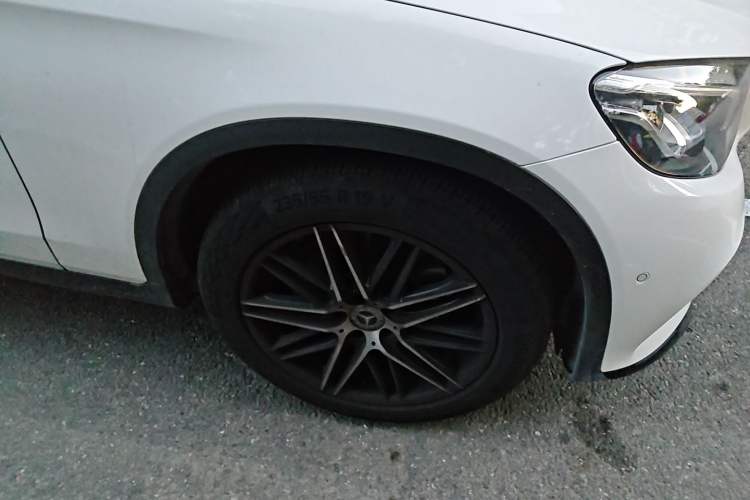 Used Mercedes-Benz GLC Coupe 2017 GLC 200 4MATIC Coupe SUV Right Front Wheel Hub