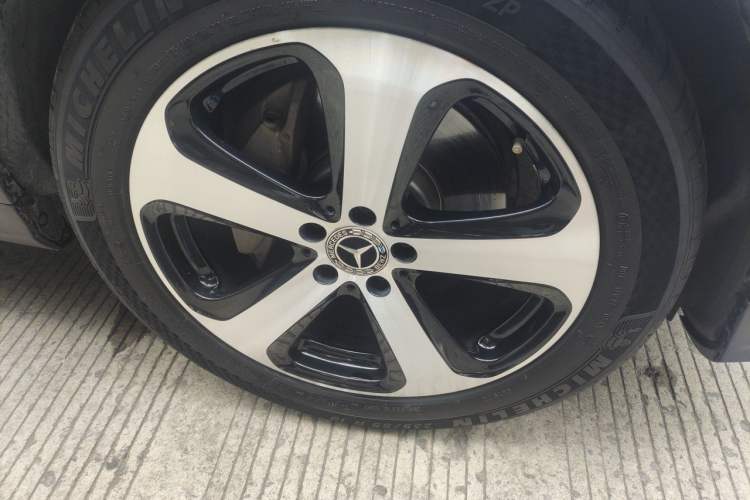 Used Mercedes-Benz GLC Coupe 2017 GLC 200 4MATIC Coupe SUV Right Front Wheel Hub