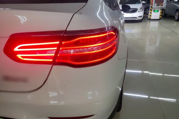Used Mercedes-Benz GLC Coupe 2017 GLC 200 4MATIC Coupe SUV Right Rear Taillight