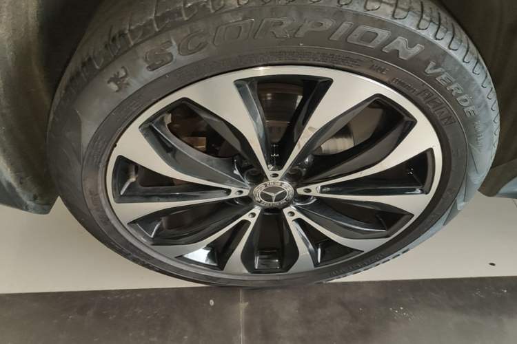 Used Mercedes-Benz GLC Coupe 2017 GLC 260 4MATIC Coupe SUV Right Rear Wheel Hub