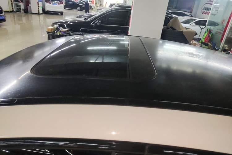 Used Mercedes-Benz GLC Coupe 2017 GLC 200 4MATIC Coupe SUV Roof