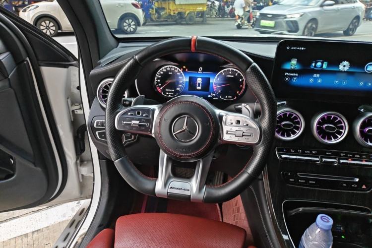 Used Mercedes-Benz GLC Coupe 2017 GLC 260 4MATIC Coupe SUV Steering Wheel