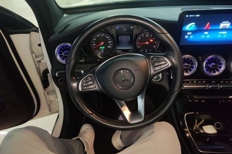 Used Mercedes-Benz GLC Coupe 2017 GLC 200 4MATIC Coupe SUV Steering Wheel
