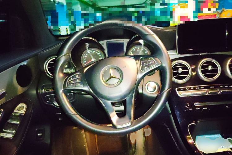 Used Mercedes-Benz GLC Coupe 2017 GLC 200 4MATIC Coupe SUV Steering Wheel