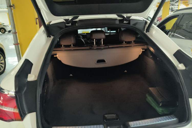 Used Mercedes-Benz GLC Coupe 2017 GLC 200 4MATIC Coupe SUV Trunk