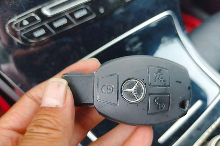 Used Mercedes-Benz GLC Coupe 2017 GLC 200 4MATIC Coupe SUV Vehicle Key