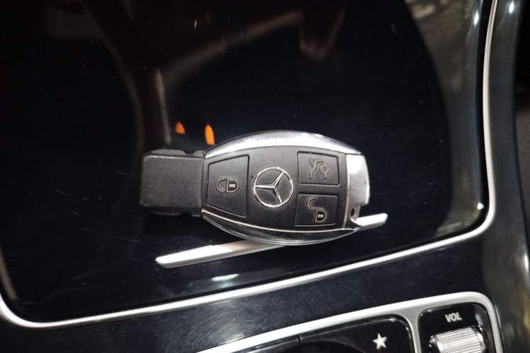 Used Mercedes-Benz GLC Coupe 2017 GLC 200 4MATIC Coupe SUV Vehicle Key