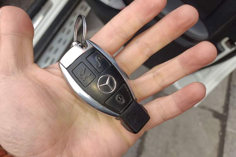 Used Mercedes-Benz GLC Coupe 2017 GLC 260 4MATIC Coupe SUV Vehicle Key