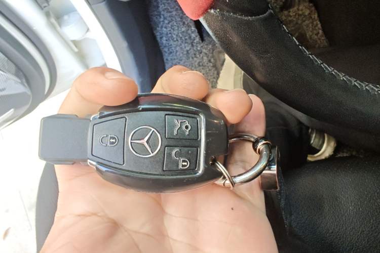 Used Mercedes-Benz GLC Coupe 2017 GLC 260 4MATIC Coupe SUV Vehicle Key