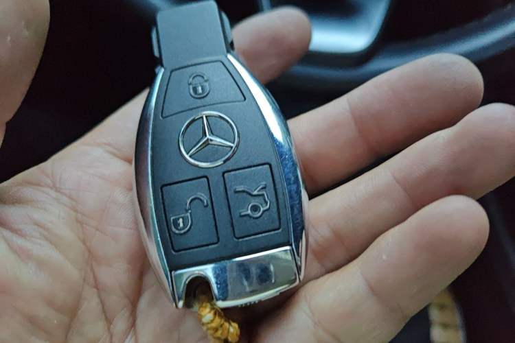 Used Mercedes-Benz GLC Coupe 2017 GLC 200 4MATIC Coupe SUV Vehicle Key