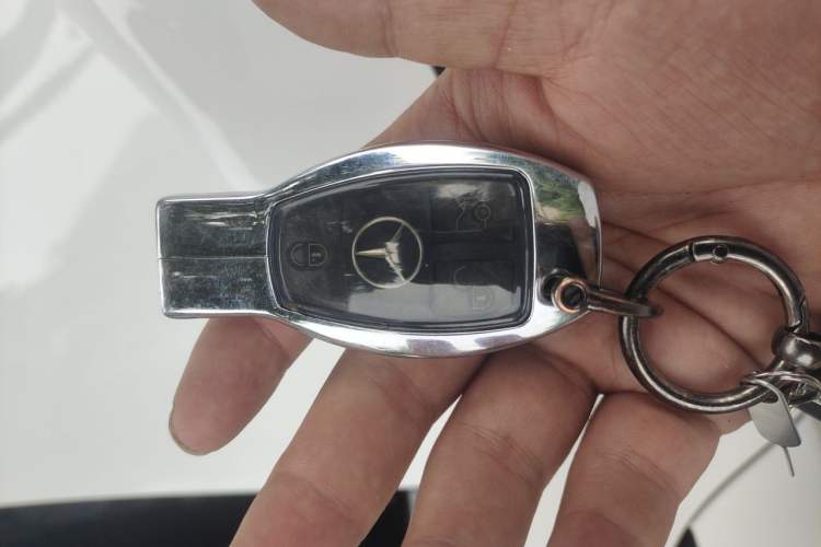 Used Mercedes-Benz GLC Coupe 2017 GLC 200 4MATIC Coupe SUV Vehicle Key