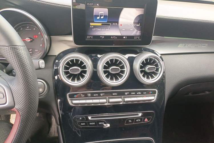 Used Mercedes-Benz GLC Coupe 2018 GLC 200 4MATIC Coupe SUV Audio And AC Panel