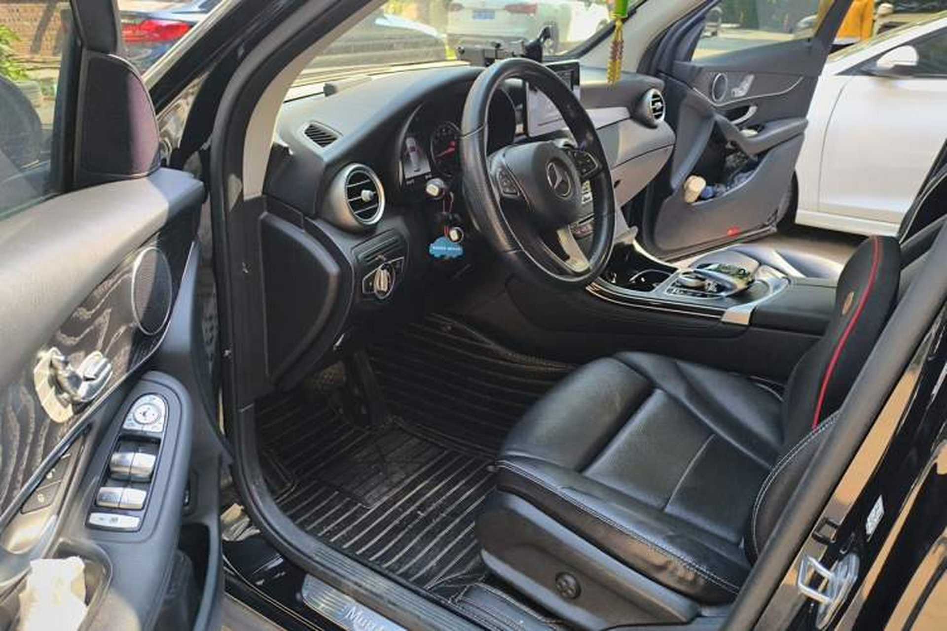 Used Mercedes-Benz GLC Coupe  Driver Seat