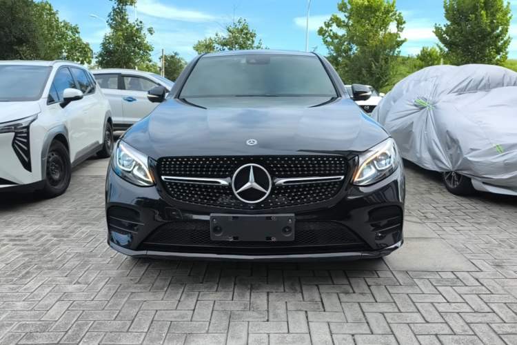Used Mercedes-Benz GLC Coupe 2018 GLC 260 4MATIC Coupe SUV Front
