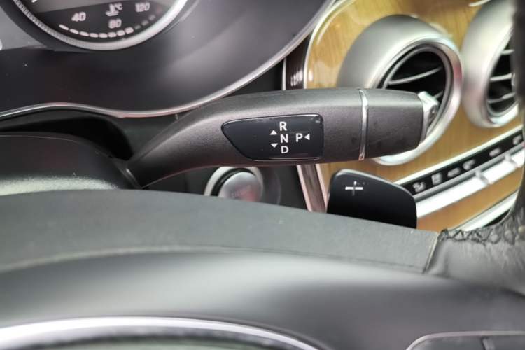 Used Mercedes-Benz GLC Coupe 2018 GLC 260 4MATIC Coupe SUV Gear Lever