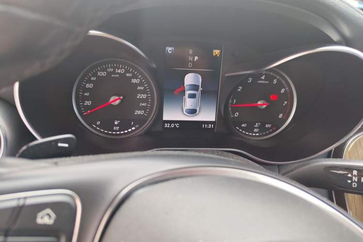 Used Mercedes-Benz GLC Coupe 2018 GLC 260 4MATIC Coupe SUV Instrument Cluster