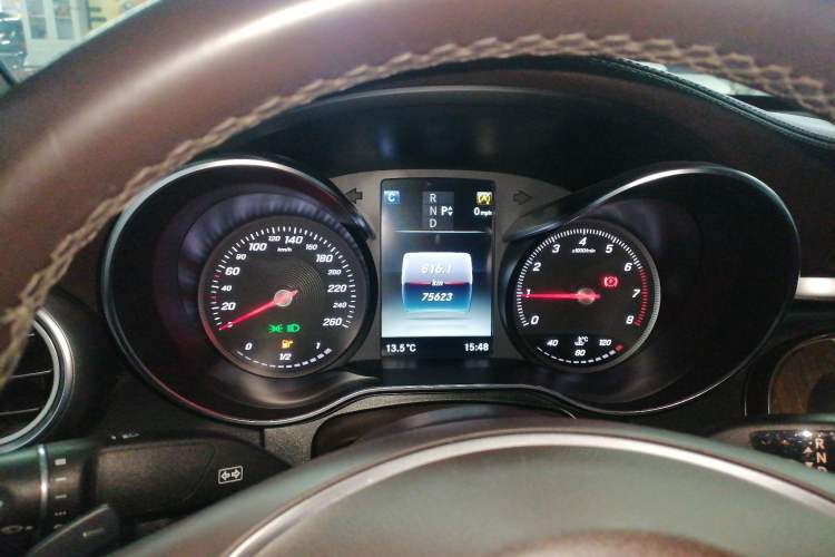 Used Mercedes-Benz GLC Coupe 2018 GLC 260 4MATIC Coupe SUV Instrument Cluster