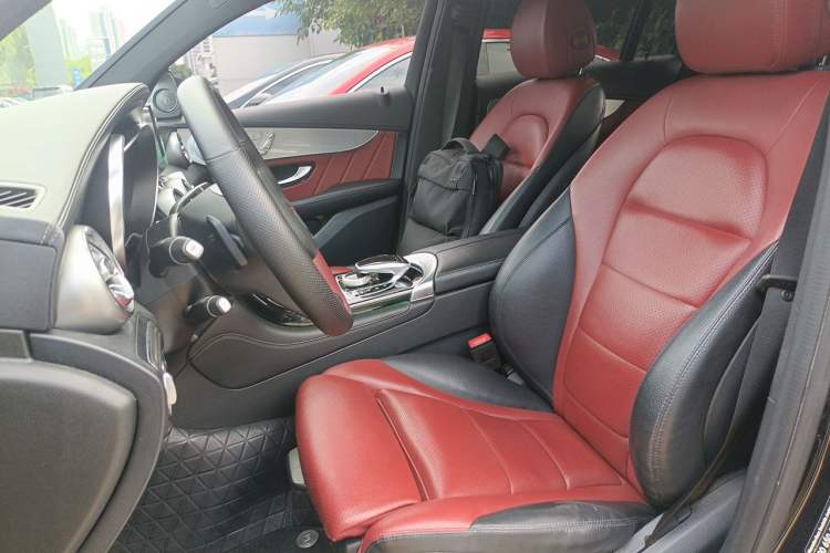 Used Mercedes-Benz GLC Coupe 2018 GLC 200 4MATIC Coupe SUV Left Front Seat