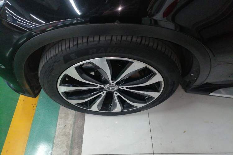 Used Mercedes-Benz GLC Coupe 2018 GLC 260 4MATIC Coupe SUV Left Front Wheel Hub