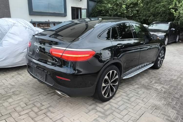 Used Mercedes-Benz GLC Coupe 2018 GLC 260 4MATIC Coupe SUV Rear Right 45 Deg