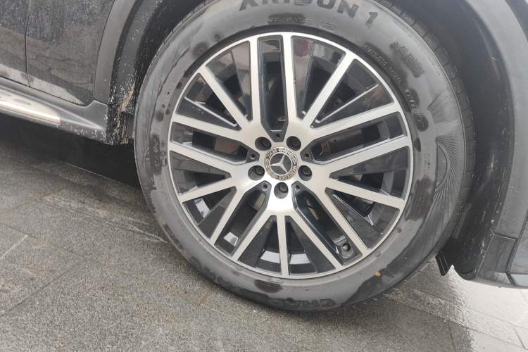 Used Mercedes-Benz GLC Coupe 2018 GLC 200 4MATIC Coupe SUV Right Front Wheel Hub