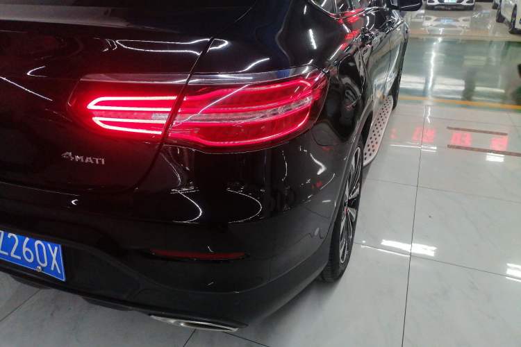 Used Mercedes-Benz GLC Coupe 2018 GLC 260 4MATIC Coupe SUV Right Rear Taillight
