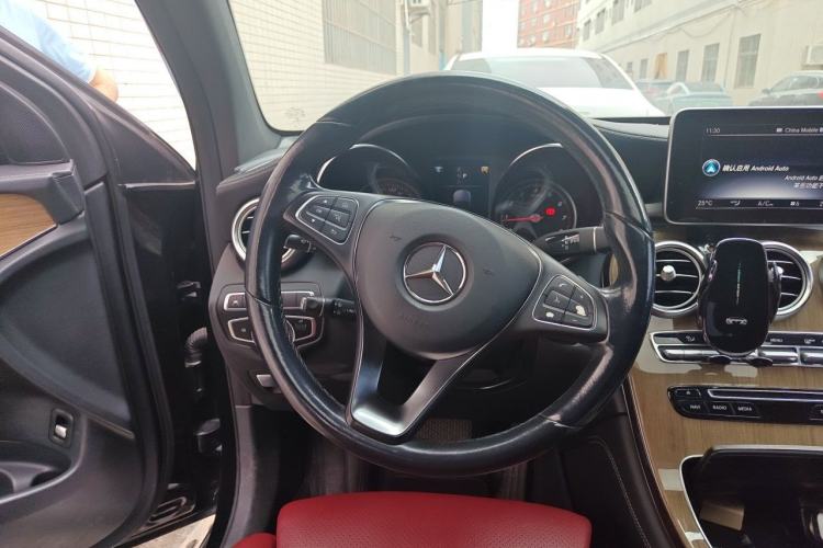 Used Mercedes-Benz GLC Coupe 2018 GLC 260 4MATIC Coupe SUV Steering Wheel