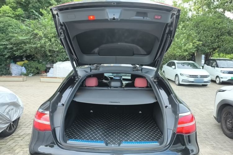 Used Mercedes-Benz GLC Coupe 2018 GLC 260 4MATIC Coupe SUV Trunk