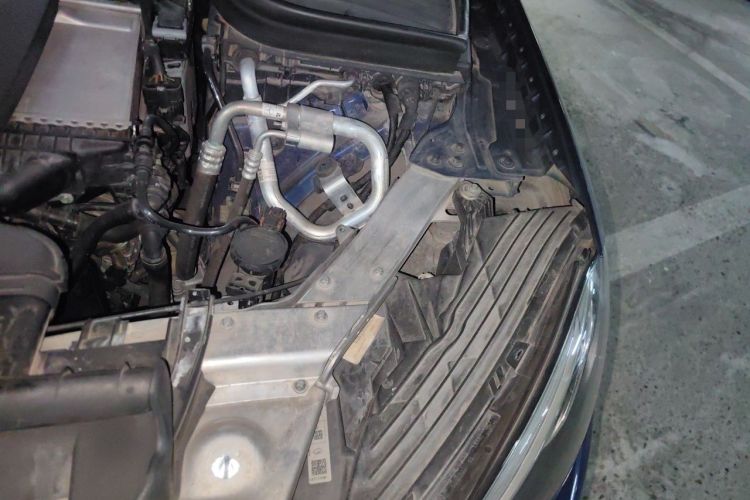 Used Mercedes-Benz GLC Coupe 2018 GLC 260 4MATIC Coupe SUV Engine Bay Left