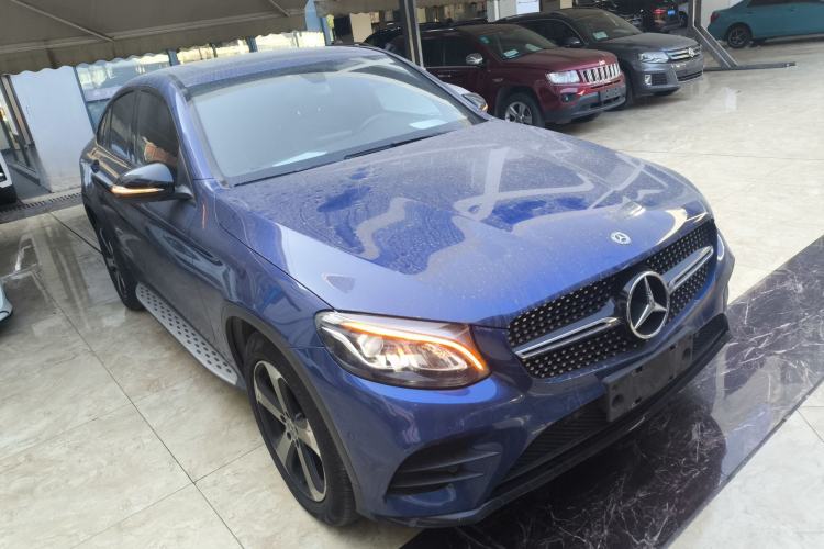 Used Mercedes-Benz GLC Coupe 2018 GLC 200 4MATIC Coupe SUV Front Right 45 Deg
