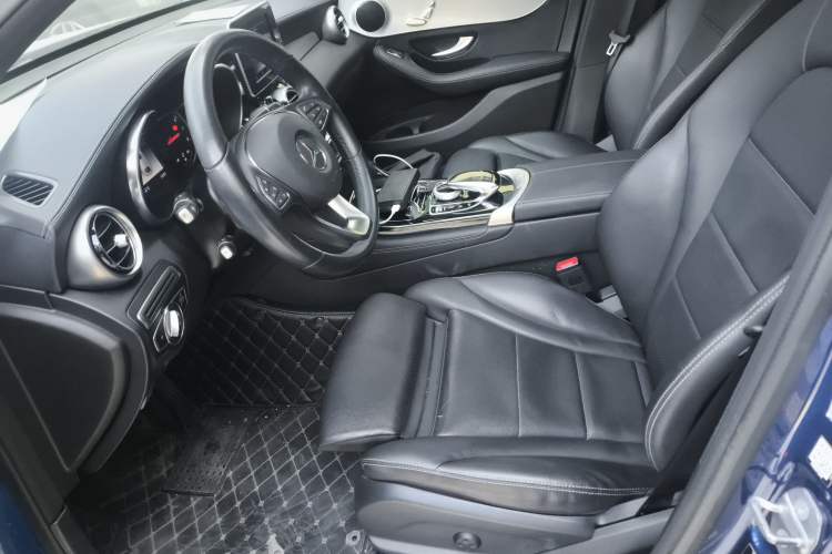 Used Mercedes-Benz GLC Coupe 2018 GLC 200 4MATIC Coupe SUV Left Front Seat