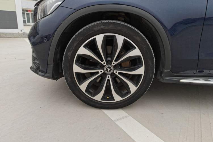 Used Mercedes-Benz GLC Coupe 2018 GLC 260 4MATIC Coupe SUV Left Front Wheel Hub