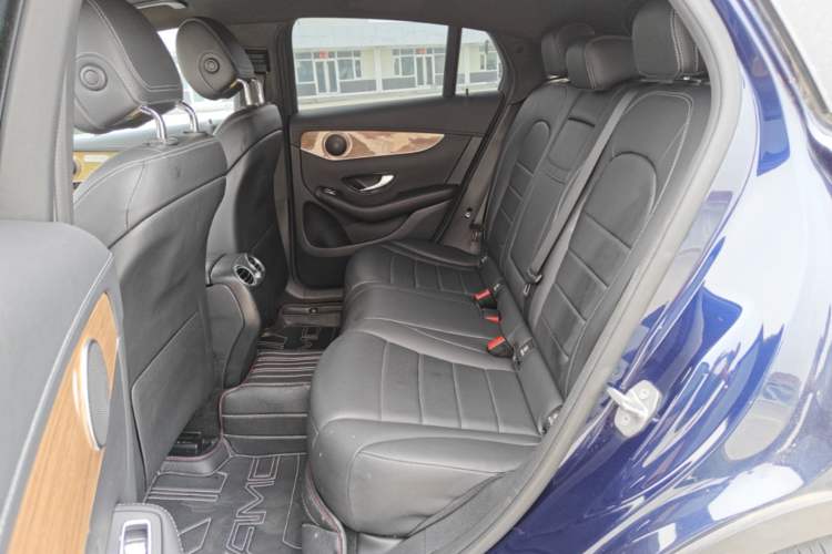 Used Mercedes-Benz GLC Coupe 2018 GLC 260 4MATIC Coupe SUV Left Rear Seat