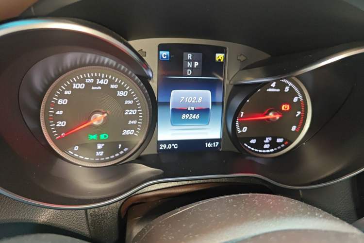 Used Mercedes-Benz GLC Coupe 2018 GLC 200 4MATIC Coupe SUV Odometer Close Up