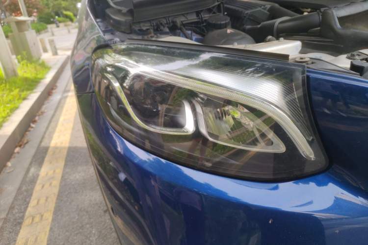 Used Mercedes-Benz GLC Coupe 2018 GLC 200 4MATIC Coupe SUV Right Front Headlight