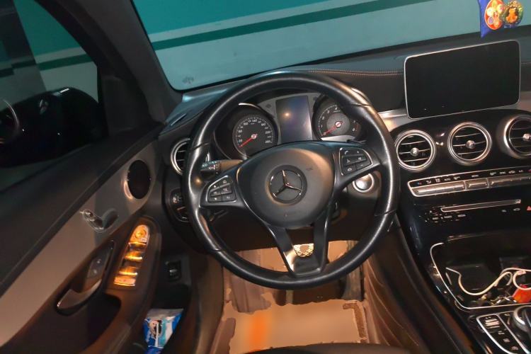 Used Mercedes-Benz GLC Coupe 2018 GLC 200 4MATIC Coupe SUV Steering Wheel